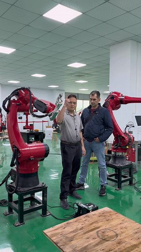 #Factory #Bertrand #Industrial #Robotic arm #automate #Mechanical #Six-axis robot#Welding robot | Lucy Borunte