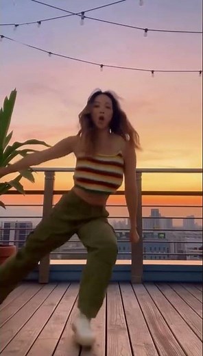 Korean Girl’s Reggae Dance Vibes | Feel the Island Groove #ReggaeVibes #DanceShorts #GrooveMood