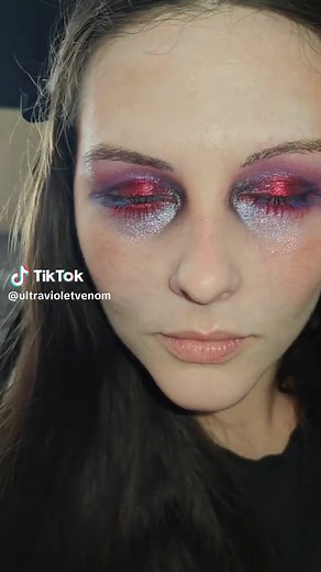 Vary Berry Vampire: A Colorful Makeup Journey