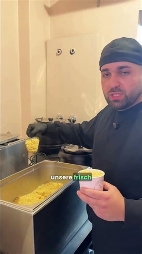 He brought the viral dessert from London to Berlin! 🇬🇧✨