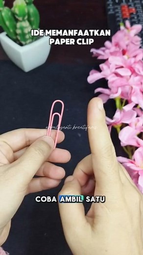 93K views · 440 reactions | Ternyata paper clip juga bisa dimanfaatkan seperti ini #diy #tipsandtricks #lifehacks #diyhacks #idekreatif #reelsviral | Arpali Yanti | Facebook