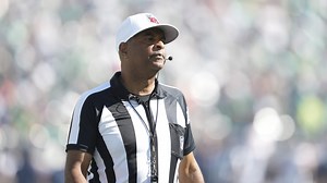 Referee carted off during Texans vs. Bills