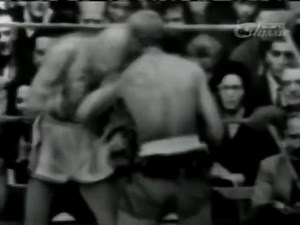 Rubin “Hurricane” Carter overcomes first career knockdown to defeat the crafty Holly Mims by 10 round decision at Madison Square Garden in 1962. #Boxing #History | BTR Boxing Podcast Network