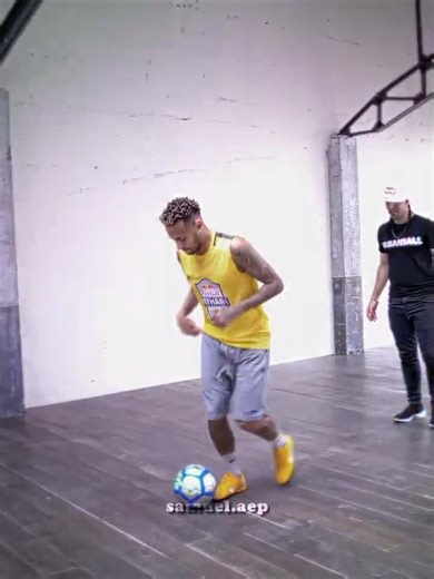 Neymar & Mbappe VS Freestylers 🤯🔥