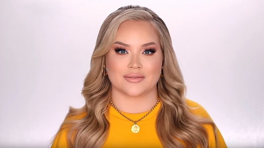 Nikkie de Jager: Influential YouTuber reveals she is transgender after 'blackmail threat'