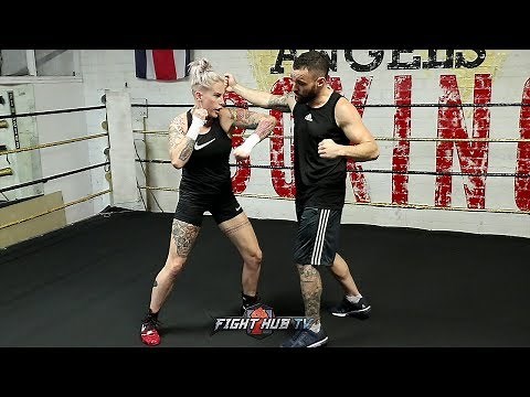 BEC RAWLINGS & COACH SHOW OFF BARE KNUCKLE BOXING TECHNIQUES IN THE RING!