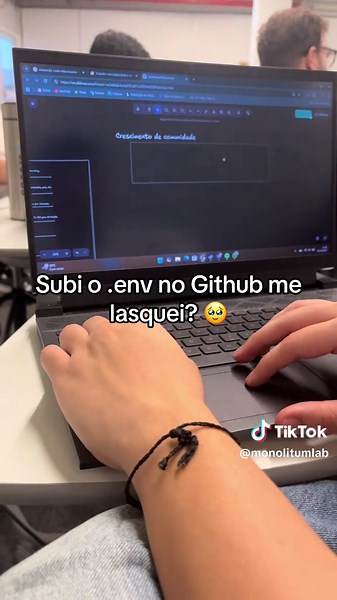 Cuidado ao Dar Commit: Proteja Suas Chaves .env