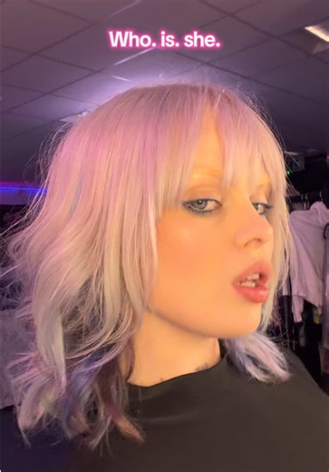 Oh my. Thank you @Emma Harley 🫶🏻✨✨ @Wella Professionals @WellaHairUKI #newhair #mermaidhair #unicornhair #bleachedbrows