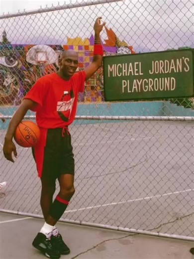 Jordan vs LeBron: The Ultimate Basketball Showdown