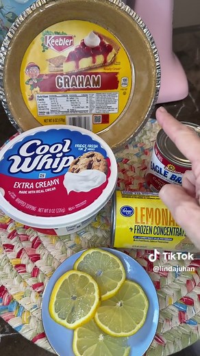 Easy Lemon Icebox Pie Recipe