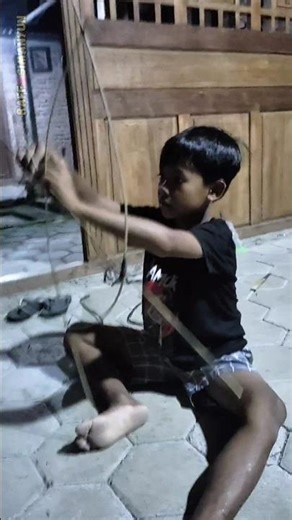 MAKING KITES AT NIGHT #shortvideo #kites