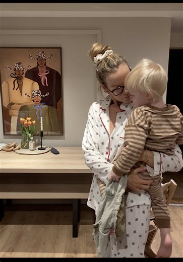 Spend the morning with me 5:30–7:00 ☕️💤 The early alarm after the Christmas holidays hits hard. I usually get up before the boys for a quiet coffee and some peace — not today. Rupert had other ideas. Why did it feel like a full day of toddler parenting by 9am? 🫠 #lifestyleblogger #dayinmylifevlog #mumlifeontiktok #mondayreset #mumsoftiktok