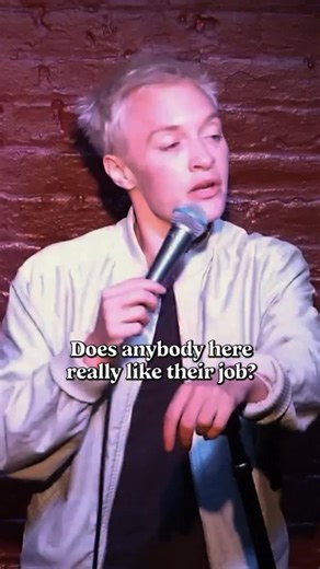 Why did she say it like that! #laugh #comedian #storytime #crowdwork #goodvibes #fun | Emma Willmann