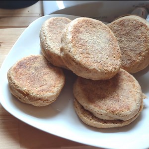 Overnight English Muffins Made With Sourdough Discard and Fresh Milled Flour - Fresh Milled Mama
