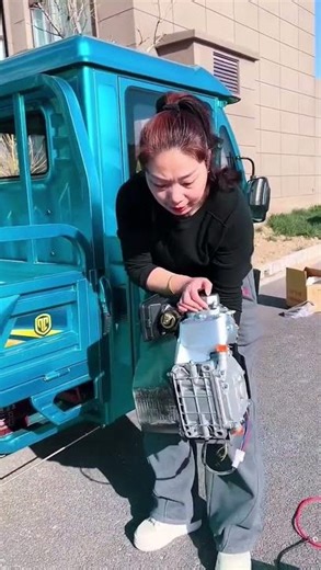 #Variable frequency range extender generator.32h ago#Electric tricycle #Range extender.