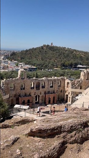 One Place You Must Visit in Athens 🇬🇷 — The Acropolis of Athens!
