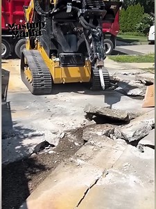 234K views · 292 reactions | Brilliant pros turning tough tasks into smooth, creative, and unbelievably smart solutions! #smartworkers #CreativeSkills #GeniusHacks #satisfyingwork #proskills | MashUp Mania | Facebook