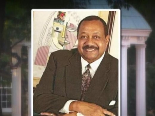 UNC trailblazer dies at 85