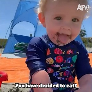 390K views · 8.2K reactions | You thought the beach was suppose to be relaxin?!? 藍  | America's Funniest Home Videos | Facebook