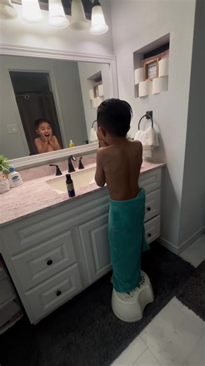 Home alone bathroom scene 😁 #HomeAlone #christmas #holidays #kidtok #fyp