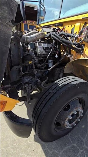 Auction #3953939 - 2001 AMERICAN TRANSPORTATION