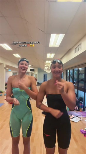 Breaststroke Tips for Swimmers: Managing Knee Issues