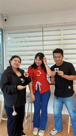 บังเอิญได้เจอกันที่ร้าน Ice ped cafe ตัวจริงพี่เขาน่ารักมากนิสัยดีเป็นกันเอง เวลาเร่งรีบเลยไม่ได้อยู่คุยด้วย ไว้เจอกันใหม่จะนั่งคุยให้ยาวๆเลย 🥰🥰 @TALON STORY 💕 ดีใจที่ได้เจอนะคะ❤️##เที่ยวฮีลใจ##มิตรภาพสองล้อ##ขับรถเล่น##xmax300##เที่ยวไปเรื่อย