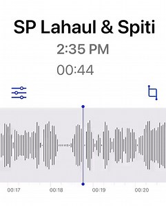 Ssp Mayank Chaudhry, a dynamic IPS officer on satellite phone : he’s on the spot at chandra tal leading rescue ops from the front! Glad everyone is safe # हम तत्पर हैं : twitter.com/SatwantAtwal | Himachal Pradesh Police