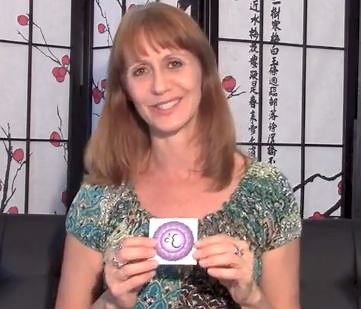 7 Signs Your Crown Chakra Is Weak (And How to Boost It) – Chakra Boosters