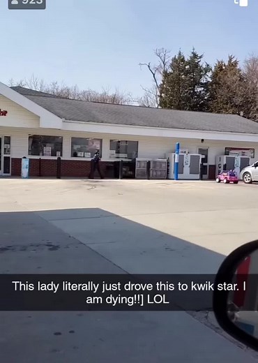 SunShine (@sunshinesway77)’s videos with Monkeys Spinning Monkeys - Kevin MacLeod & Kevin The Monkey