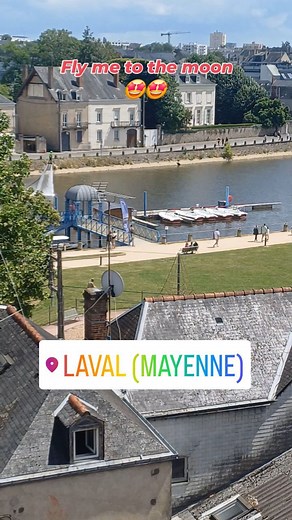 🤩🤩 Spectaculaire ! Flyboard sur la rivière #LaMayenne 😘💪😘 @ofnijec.53 #Mayenne #lavieestbelle #onestbien #dimanchetoutestpermis | ici Mayenne