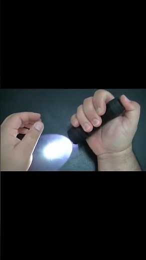 Lanterna Rayovac Indestrutível