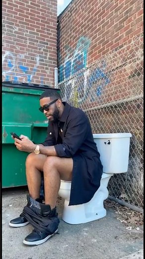 Can I take a dump in peace without somebody dumping at me.