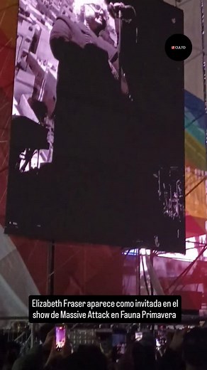 7.7K views · 492 reactions | Tal como se había anunciado, la cantante Elizabeth Fraser, la ex voz de Cocteau Twins se suma como invitada especial en la presentación de Massive Attack, en el cierre de @faunaprimaverafest. Un vínculo tejido desde los dias en que cantó en el fundamental disco Mezzanine (1998). Sigue la cobertura de Fauna en Culto. | Culto | Facebook