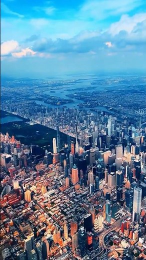 Flying Over New York City 🚁 Epic Helicopter View #NewYork #NYC #Manhattan #Helicopter #USA #America