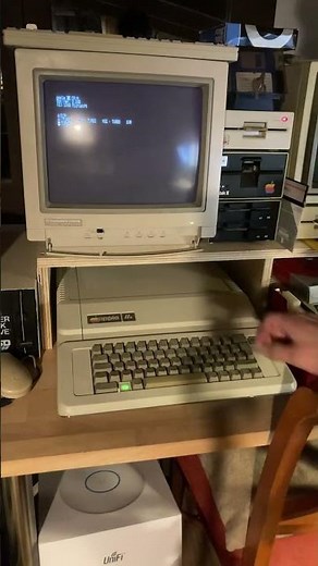 Turbo Pascal 3 for CP/M on Apple IIe with Z80 SoftCard