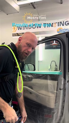 2 Stage install on a difficult window. 26 Kia Sorento. I would normally bottom load these, but I’m testing ImporTint Sauce. Watch til the end for results 💯 Let’s tint some windows 🤙🏼 Follow us for more tips and tricks on window tint ✅ #windowfilm #windowtint #tinters #tints #followusformore💕