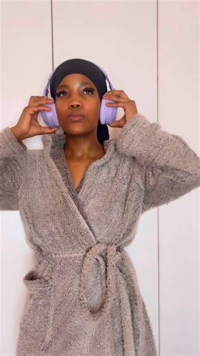 24 reactions | 3 weeks later… here’s the truth about Colgate’s purple toothpaste  - Does purple toothpaste actually make your smile brighter ?? @colgatesa -You’ve seen the hype, now here’s my honest take! After using ColgatePurpleSmile, my smile’s brighter and my confidence? ✨ Next level. Would I recommend it? 100% YES  definitely !! #OpticWhitePurpleSmile #gifted @BeautyBulletin X @colgatesa I agree !!! | Olothando Lolove Mshweshwe | Facebook