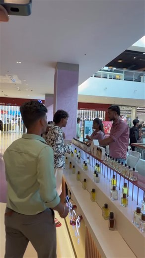 VJ_SANJAY🔵 on Instagram: "Twist 🤯Sere Perfume VR Mall 👀 Exclusive perfume 🤩 VR MALL Second Floor,Anna nagar , Chennai #vjsanjay #insta #reels #90perfume #sereperfume"