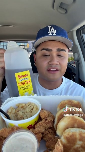 Trying Bojangles: First Time Fast Food Review