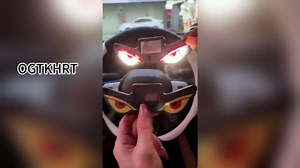 Solar Powered Devil Eyes Car Sign Solar Demon Eye LED Car Window Light LED Eyes for Cars Windshield Ojos para Carro Lights Wireless No Drill Solar and Type-C Powered Waterproof Animated(Style-b)