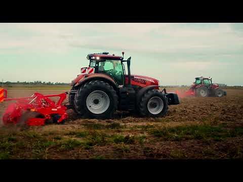 Tractor at work - New McCormick X7.6 VT Drive Stage V