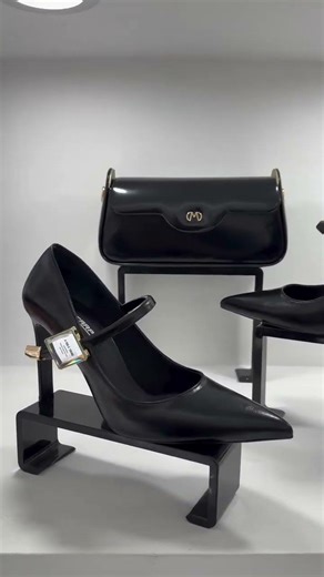 Trending Footwear & Style Searches 2026 | Ladies Shoes & Sandals Fashion Trends