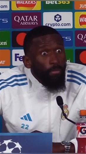 Rüdiger will never be allowed in a press conference again.🤣💀 | rudiger press conference