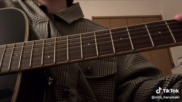 ハロ/ハワユの弾き語りメロディー