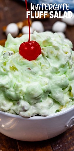 Watergate Salad (Fluff Salad) - Crazy for Crust