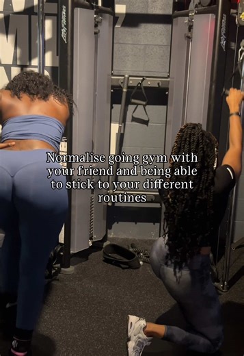 Going to the gym together but not messing up our workout plans 🤌🏾🤌🏾 #gympartner #gym #gymgirl