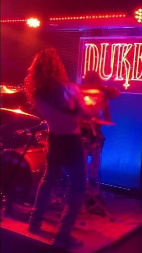 No Bull live clip