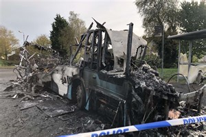 Donaldson condemns “paramilitary elements” involved in “NI Protocol” bus burning