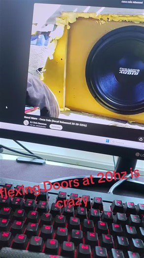 Flexing Doors at 20Hz with Gas Max S2-15D2